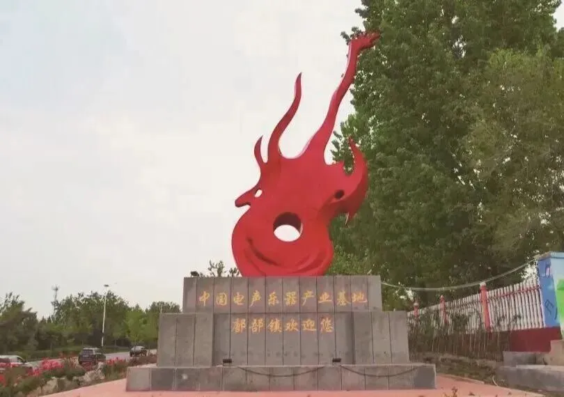 从农家土地吉他到征服欧美市场,小镇吉他“弹”响 10 亿传奇