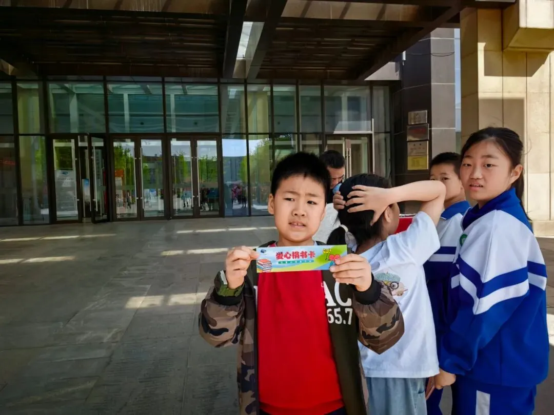 【菏图资讯】菏泽市图书馆 “跳蚤市场” 快乐淘宝总动员活动圆满举行