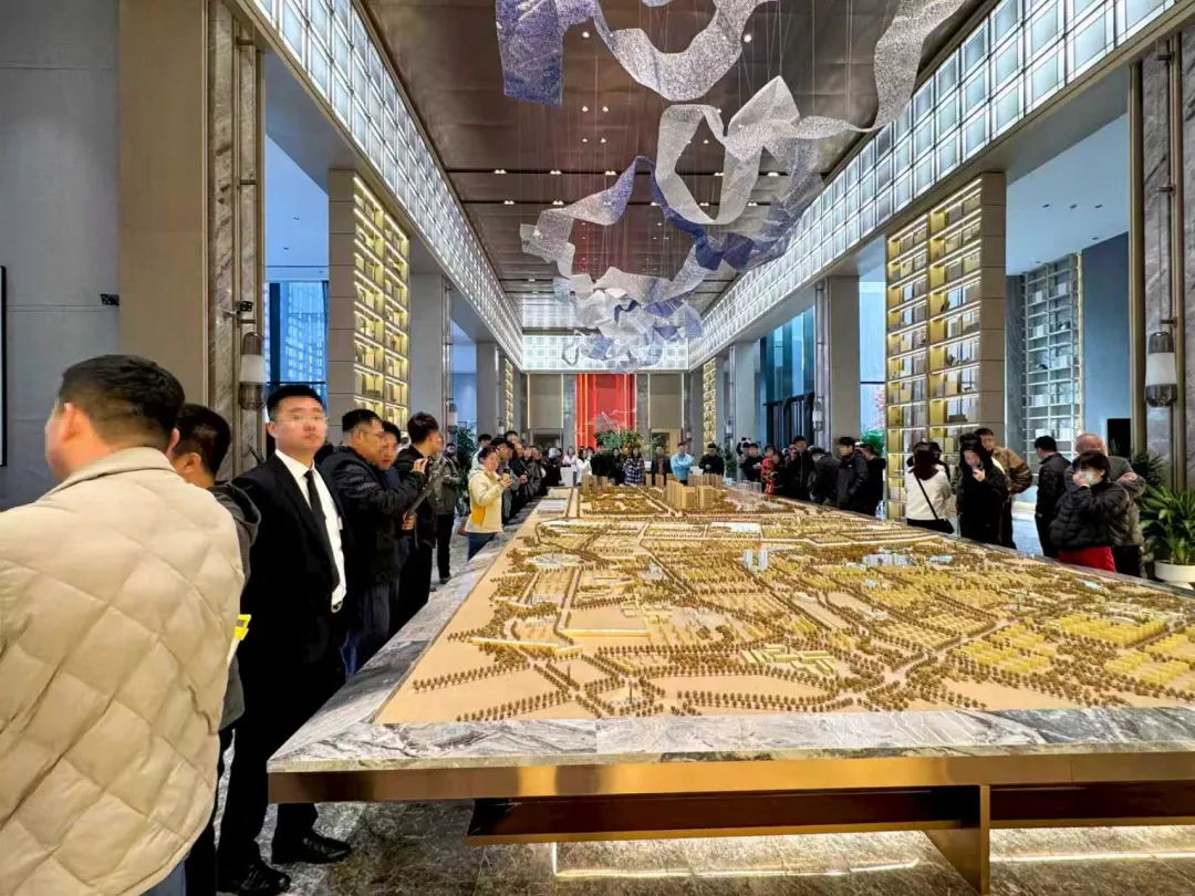 金地首府新作案名揭晓暨营销中心开放