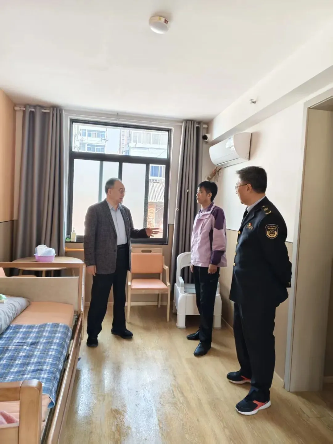 筑牢节日安全防线!市市场监管局张吉超局长督导禹会区节日安全生产工作