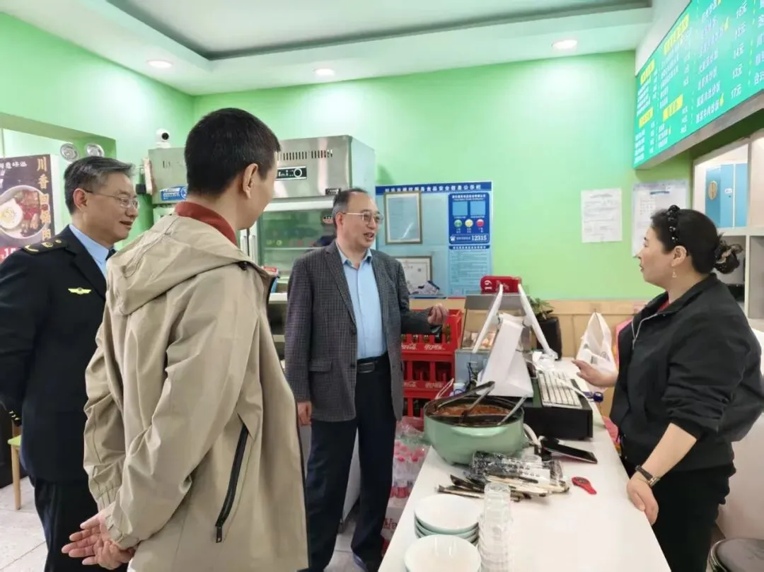 筑牢节日安全防线!市市场监管局张吉超局长督导禹会区节日安全生产工作