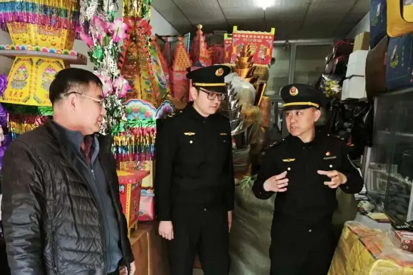 【绿色追思 文明祭扫】顺义区市场监督管理局护航清明祭扫平安有序