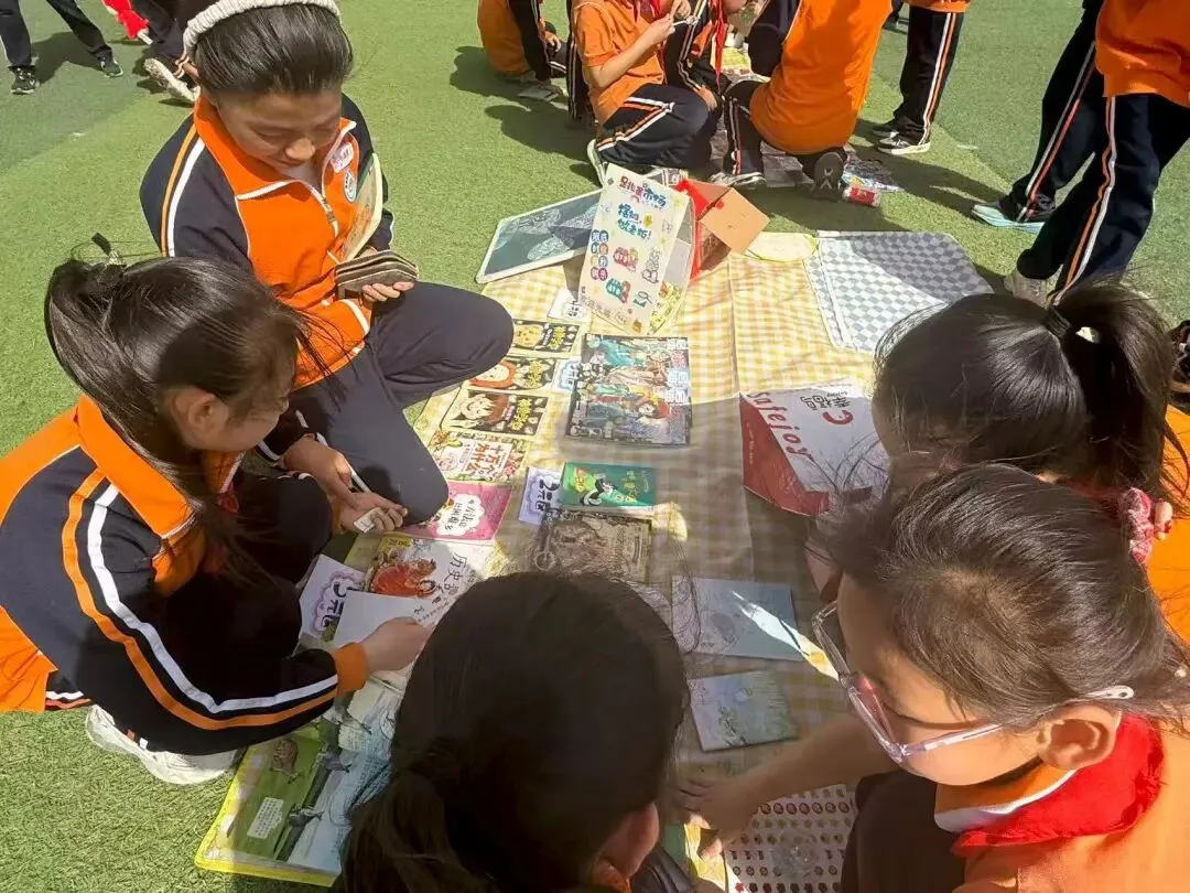 第一实验小学:跳蚤市场开启别样阅读与实践之旅