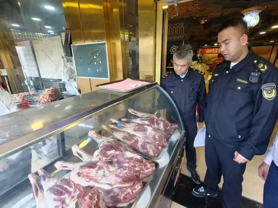 轮台县市场监督管理局开展肉类市场专项检查 筑牢食品安全防线