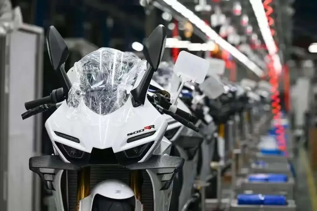 当世界冠军遇上万亿市场:中国摩托,为何被禁限摩困住了手脚?