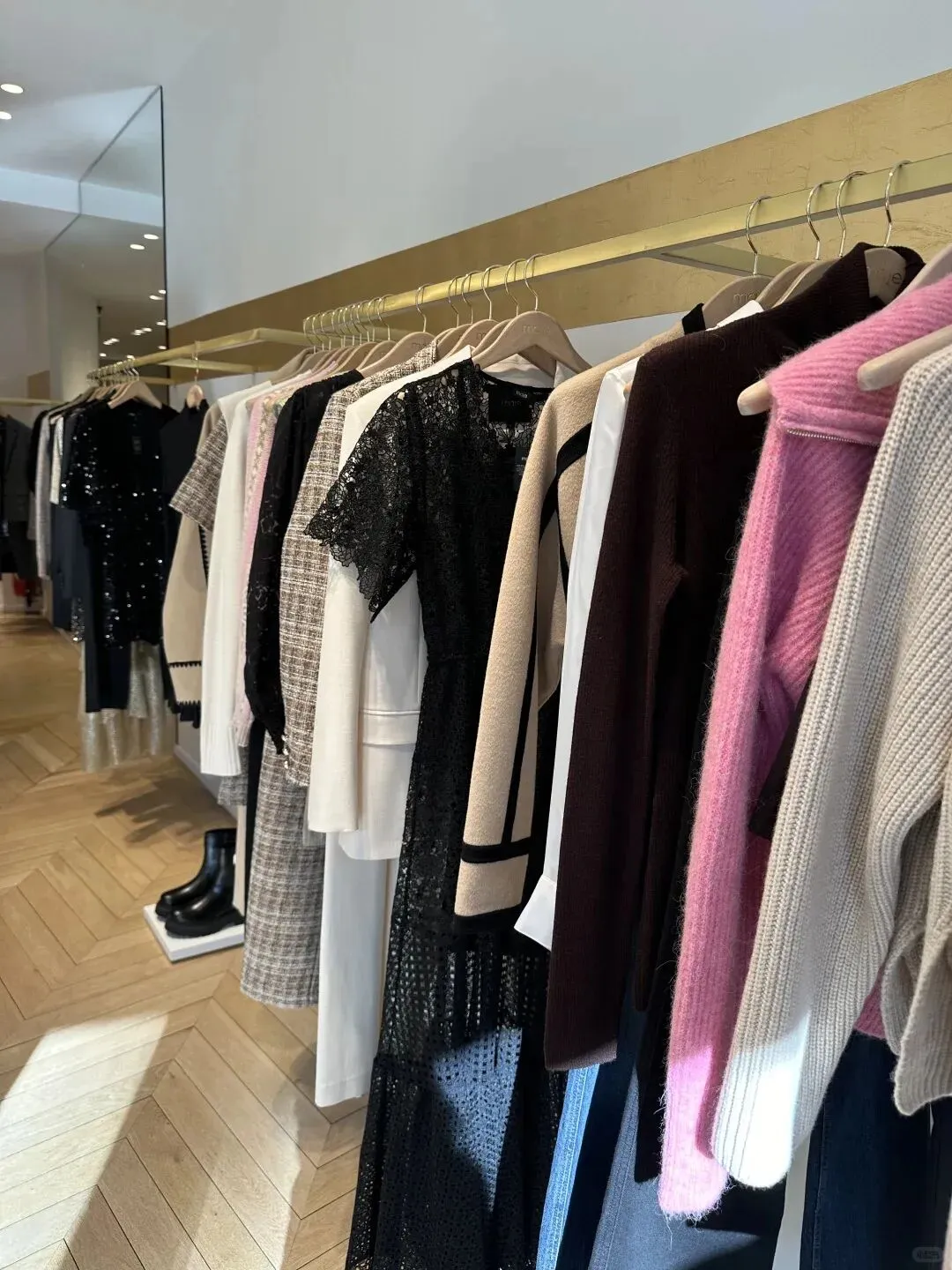 巴黎日记|玛黑区的红孩子市场,买不到童年的快乐