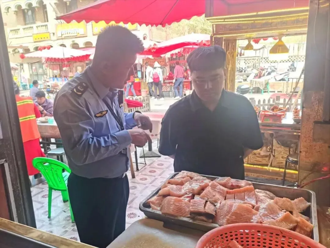 莎车县市场监管局:景上添安,花漾畅游