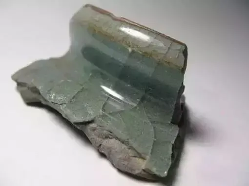 神秘的黑胎青瓷,古玩市场的黑马