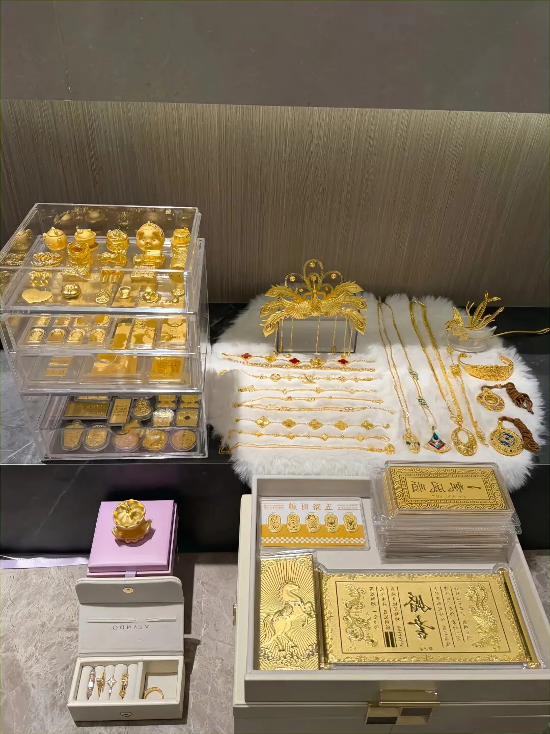 19._女子丢弃过时金项链,多年后市场爆炒,她悔不当初