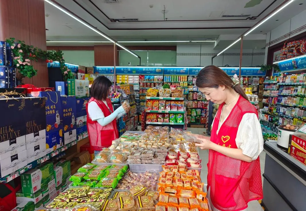 妈妈从小就给我在农贸市场门口买板面,现在我也给孩子这样买,直到那天我看了一个视频