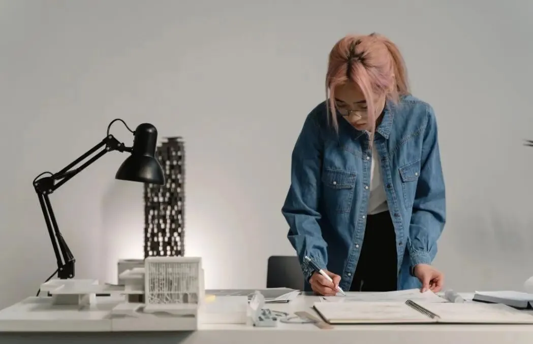 相亲市场优质职业揭秘:公务员,事业单位,央国企哪些岗位吃香?