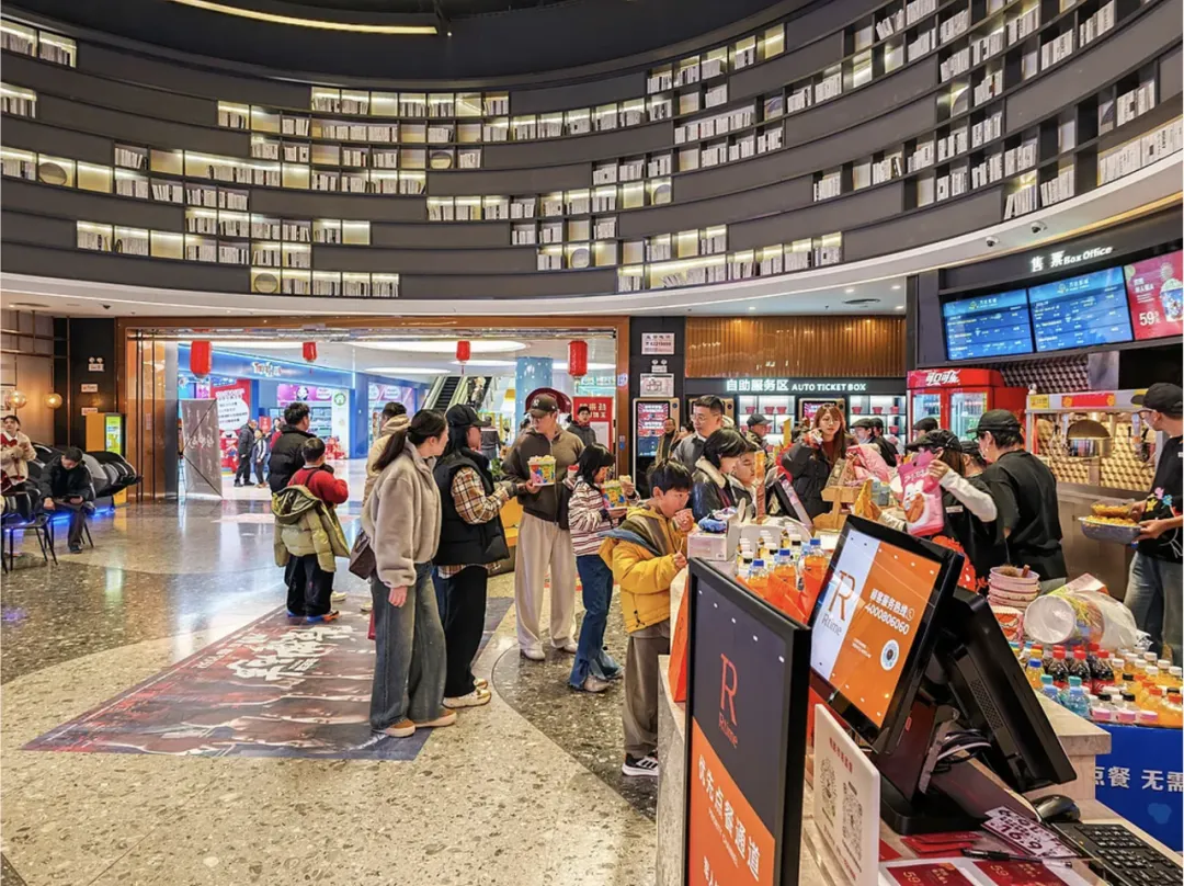 电影前线|票房破120亿!中国电影市场活力满满