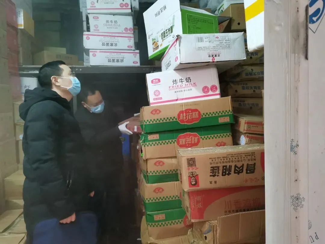 市场监管人齐奋战,守护群众“安全”年