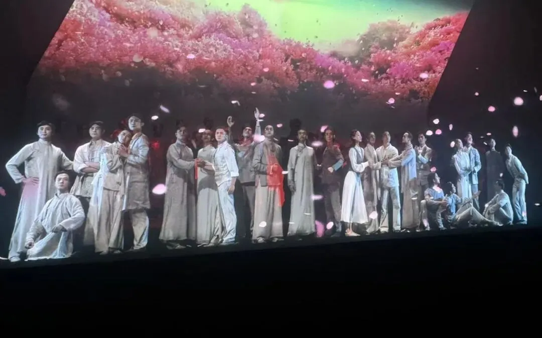 清明祭英烈 丹心照初心|计算机技术与工程学院党总支赴上海龙华烈士陵园开展清明祭扫活动