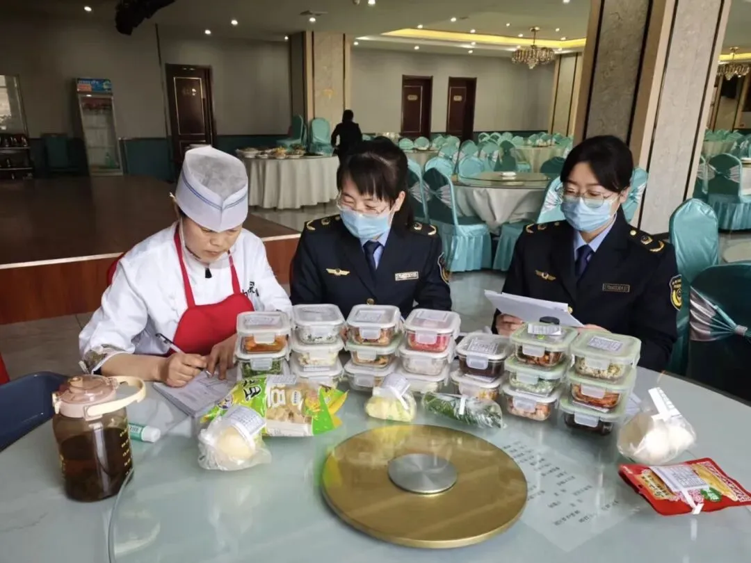 黄陵县市场监管综合执法大队完成丙午(2026)年清明公祭轩辕黄帝典礼活动食品安全保障工作任务