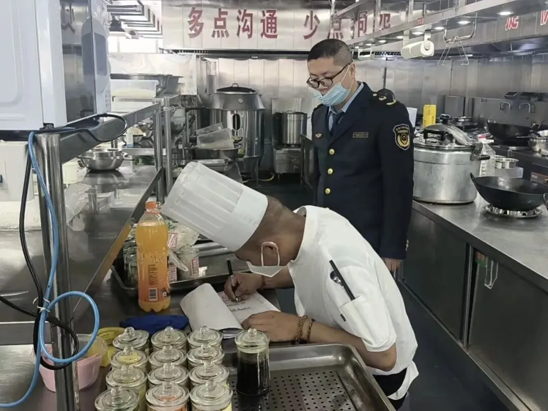 黄陵县市场监管综合执法大队完成丙午(2026)年清明公祭轩辕黄帝典礼活动食品安全保障工作任务