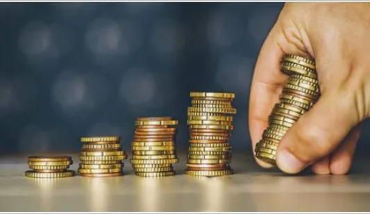 A股市场的“捡钱时代”:如果有10万资金,应该买一只股票还是多只股票更赚钱?答案出乎意料