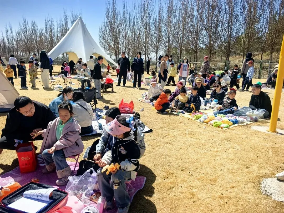 天天不重样!跳蚤市场+寻宝+无动力乐园+水上漂流+玻璃栈道,玩转鄂尔多斯植物园