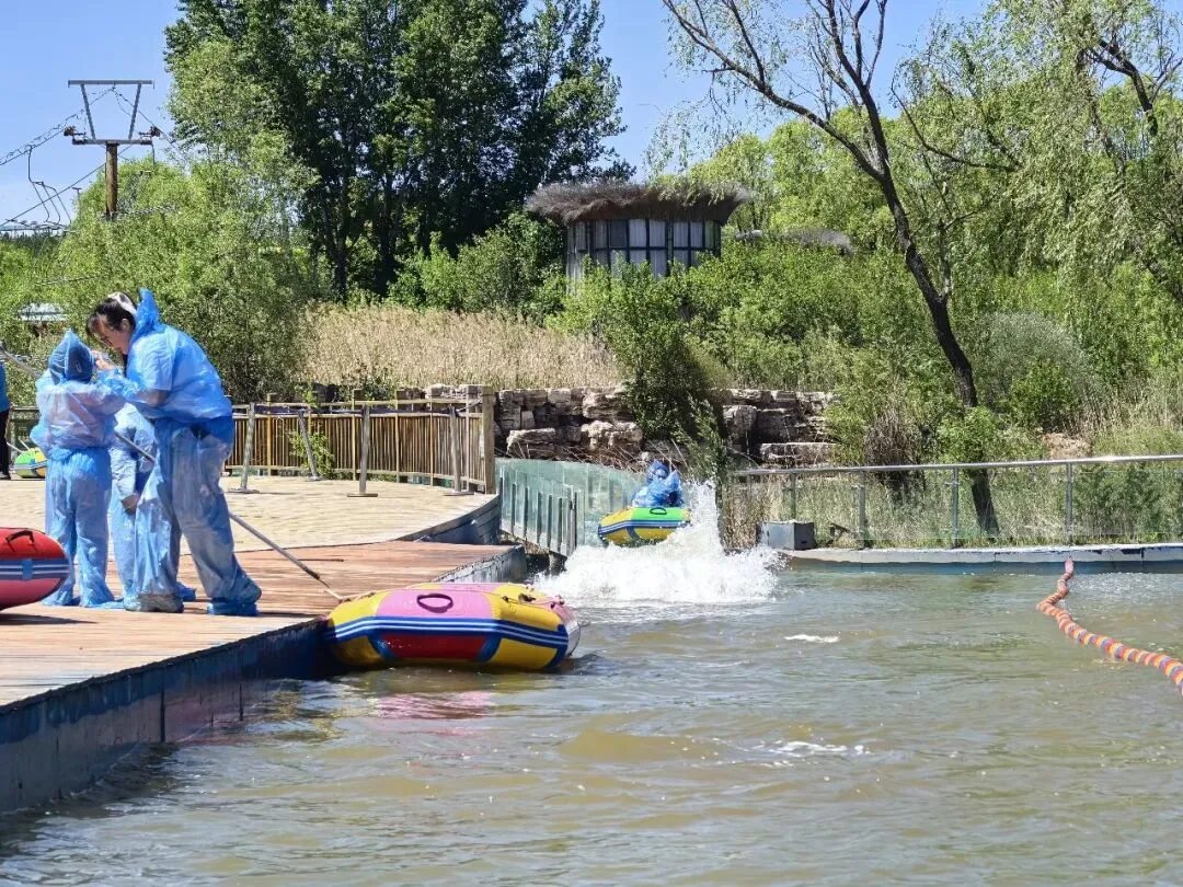 天天不重样!跳蚤市场+寻宝+无动力乐园+水上漂流+玻璃栈道,玩转鄂尔多斯植物园