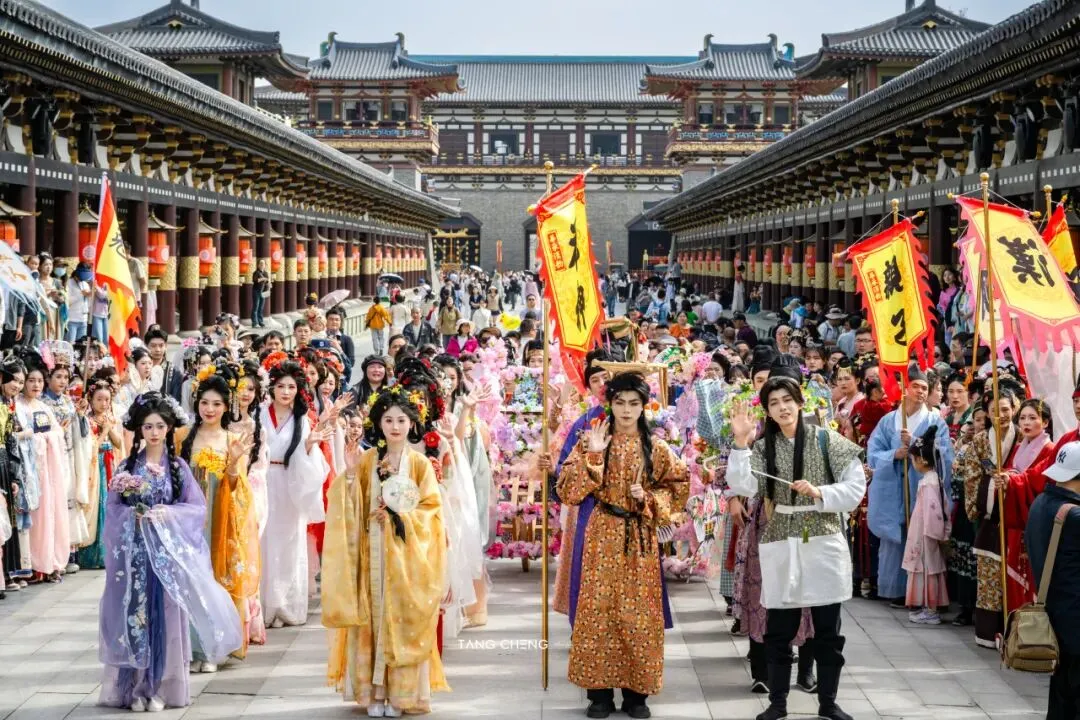 2026年清明假期第二天湖北文旅市场情况综述