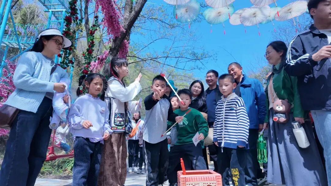 2026年清明假期第二天湖北文旅市场情况综述