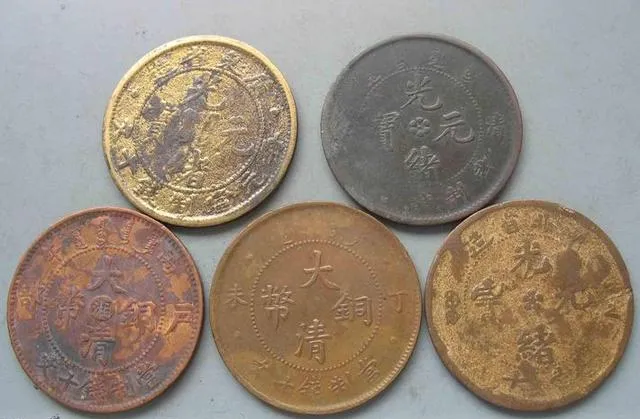 10月铜元市场天价成交详解:从万元突破到30万的投资逻辑