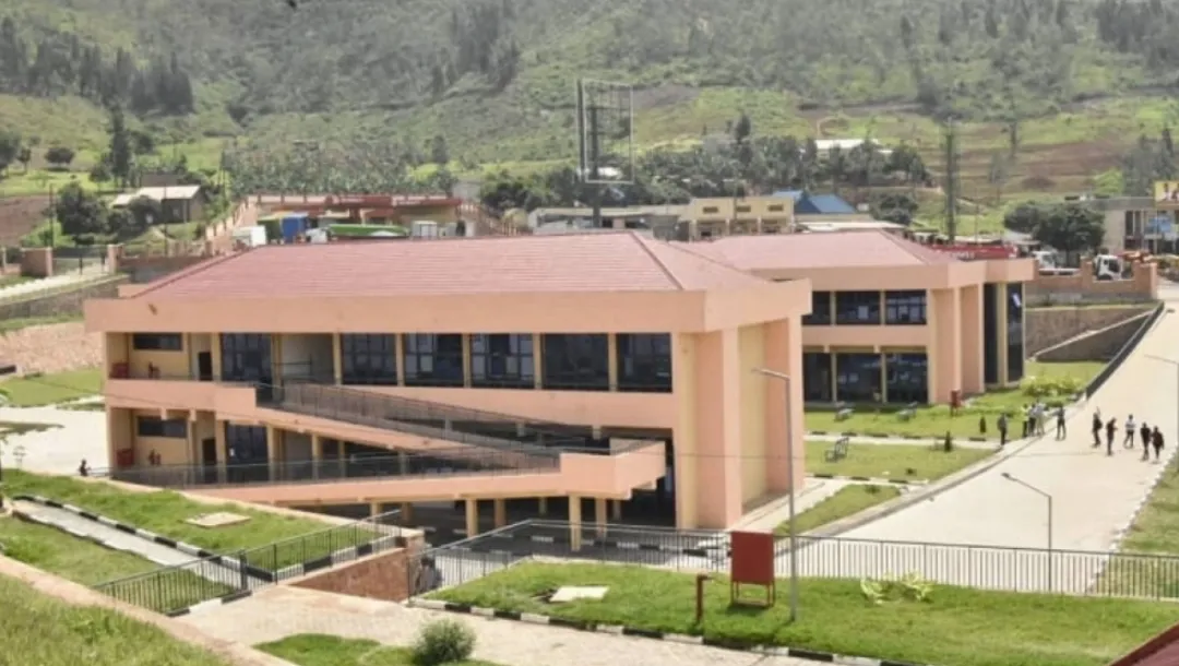 卢旺达基雷赫区加紧恢复鲁苏莫跨境市场供电与卫生条件 促进商业活动复苏