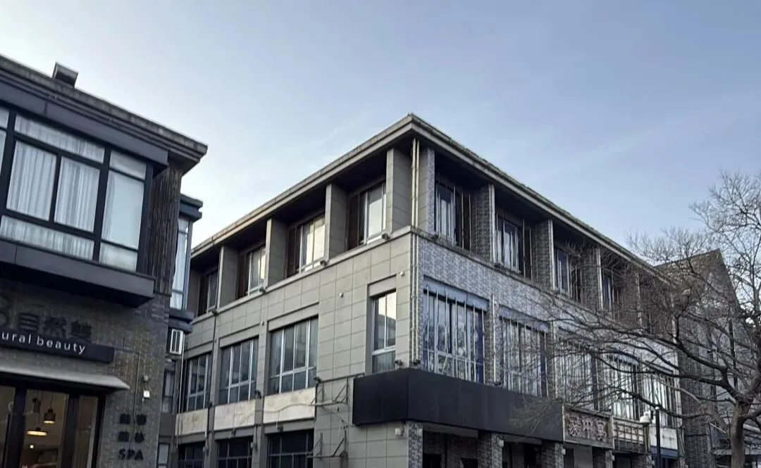 市场变局下,房东该换思路了:主动降租让利,才是稳租约、保现金流的长久之道