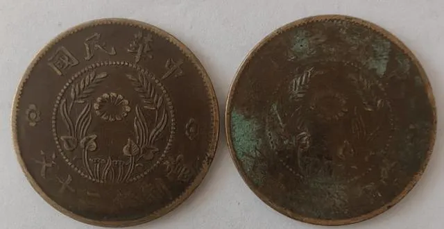 双旗币市场疯涨!2025年单枚卖出672万,普通版却只要80元,原因何在?