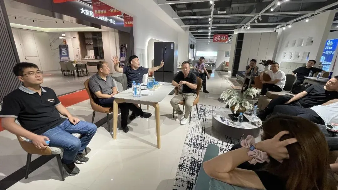 市场洗牌,服务为王!文登美宅&欧派大家居:以心换心,做长久口碑生意