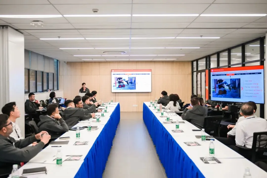 2026斗山山猫亚太区市场开拓训练营圆满落幕