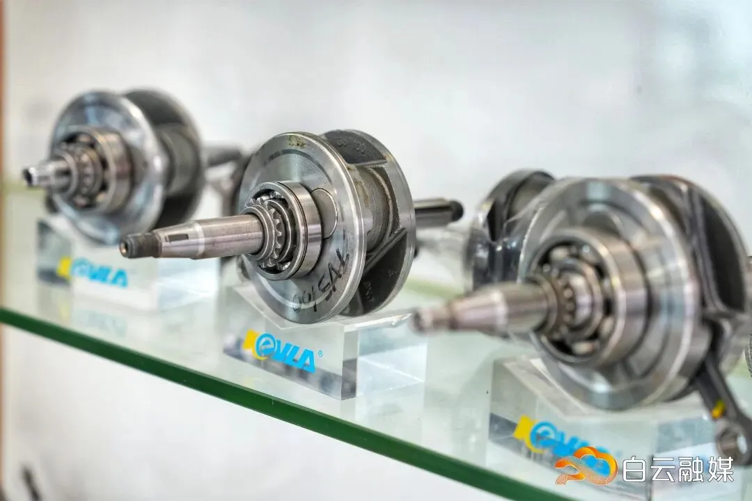 张雪机车“一战封神”,有广州白云摩配市场的硬核助攻