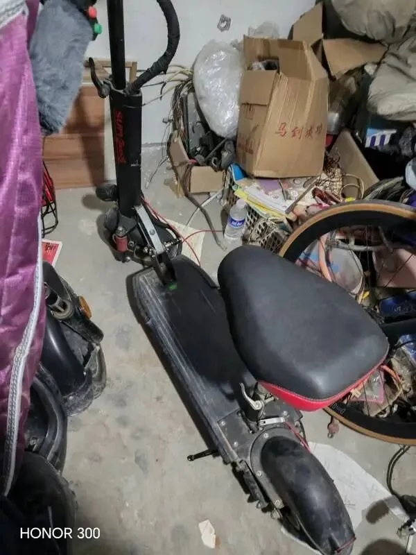 【二手市场】电气两用电饼铛/牛油锅底料/冷饮操作台/餐饮店设备/四角伞/双人床 单人床…