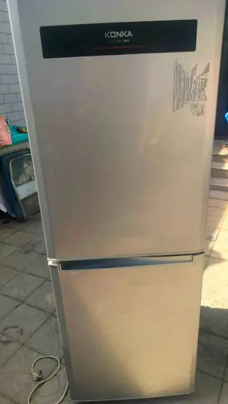 【二手市场】电气两用电饼铛/牛油锅底料/冷饮操作台/餐饮店设备/四角伞/双人床 单人床…