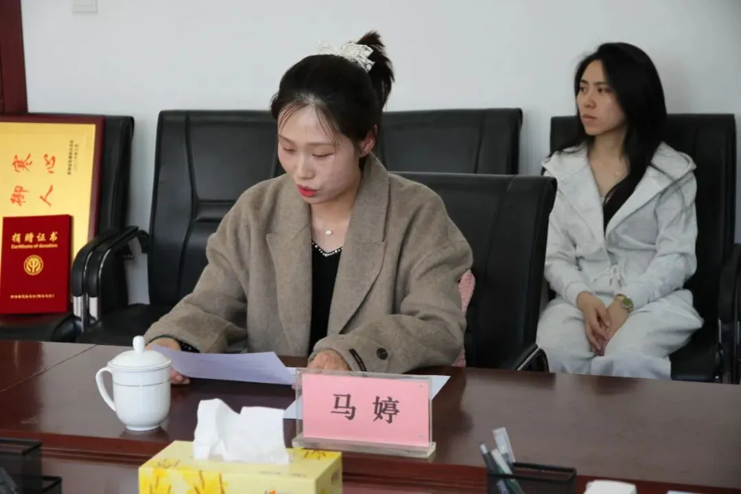 一毯温情,暖透高原丨和也甘青市场温情守护高原老人