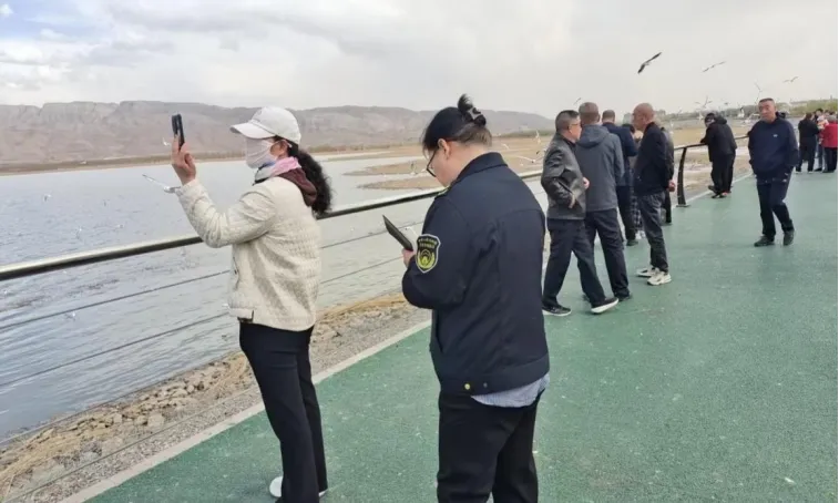 乌海市文化市场综合行政执法局乌达大队开展旅游市场联合专项检查