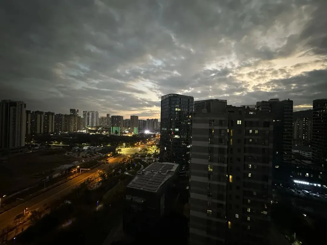 市场经济:生产商、监管方和消费者的三方游戏,必须加强市场监管