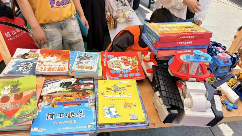 “春意循环,旧物新生”儿童跳蚤市场活动圆满落幕!