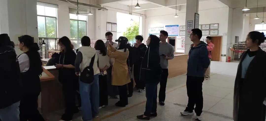 陶博城将领衔景德镇瓷器进军武夷山茶器市场