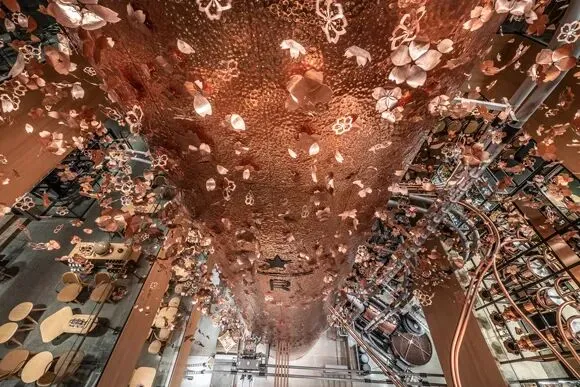 莫奈联名还是春日营销?年轻人都开始迷上“画里的面包”了