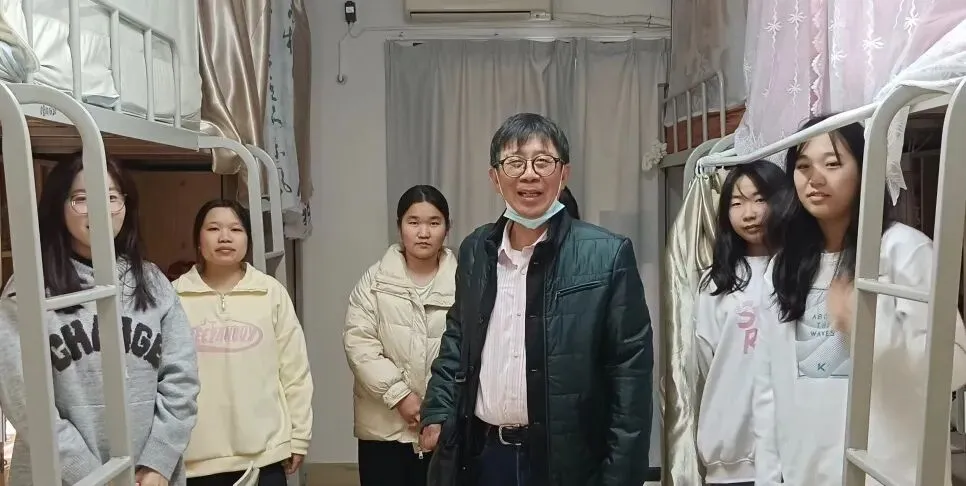 先进班级系列(三)| 2023级市场营销2班:以爱筑班,共赴芳华