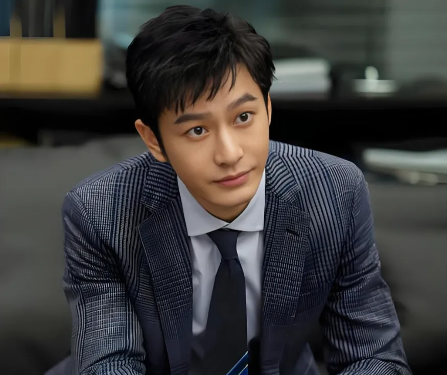 黄晓明发文道歉,营销爱孩子人设翻车?已主动去交警部门接受处罚