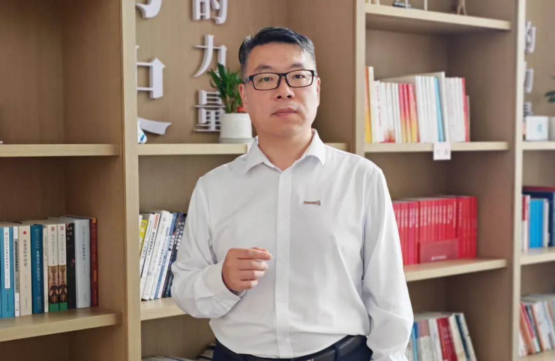 冲锋在前!中国电子表彰市场工作先进!