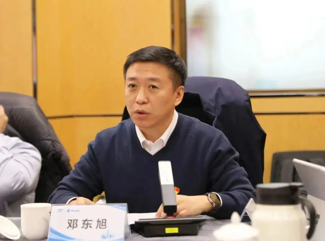 冲锋在前!中国电子表彰市场工作先进!