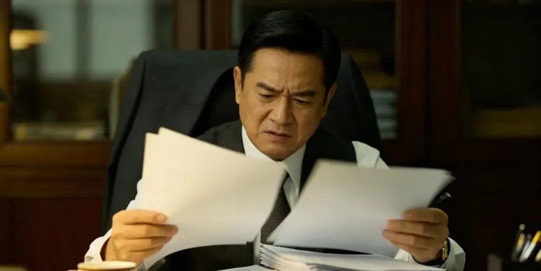 15分钟提报配百页PPT,营销人真的在瞎卷吗?