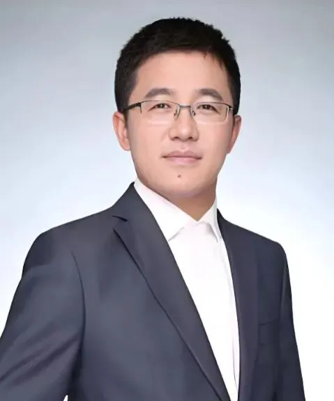 王占刚:华为资深营销、流程管理专家,