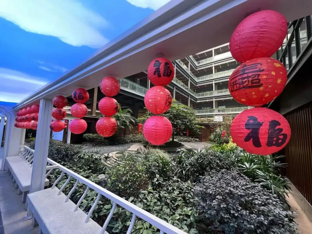 新春坚守岗位 珠实地产营销服务不打烊