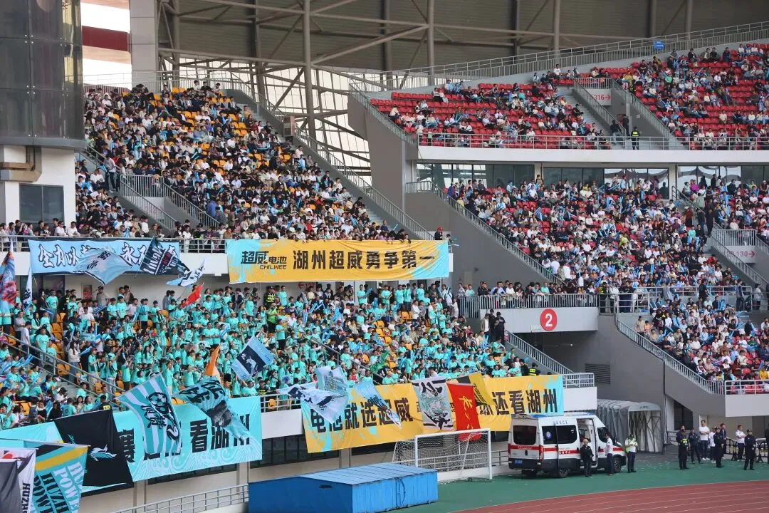 从赛场赋能到全民续航,超威电池这场体育营销,正见证“超冠”级能量!