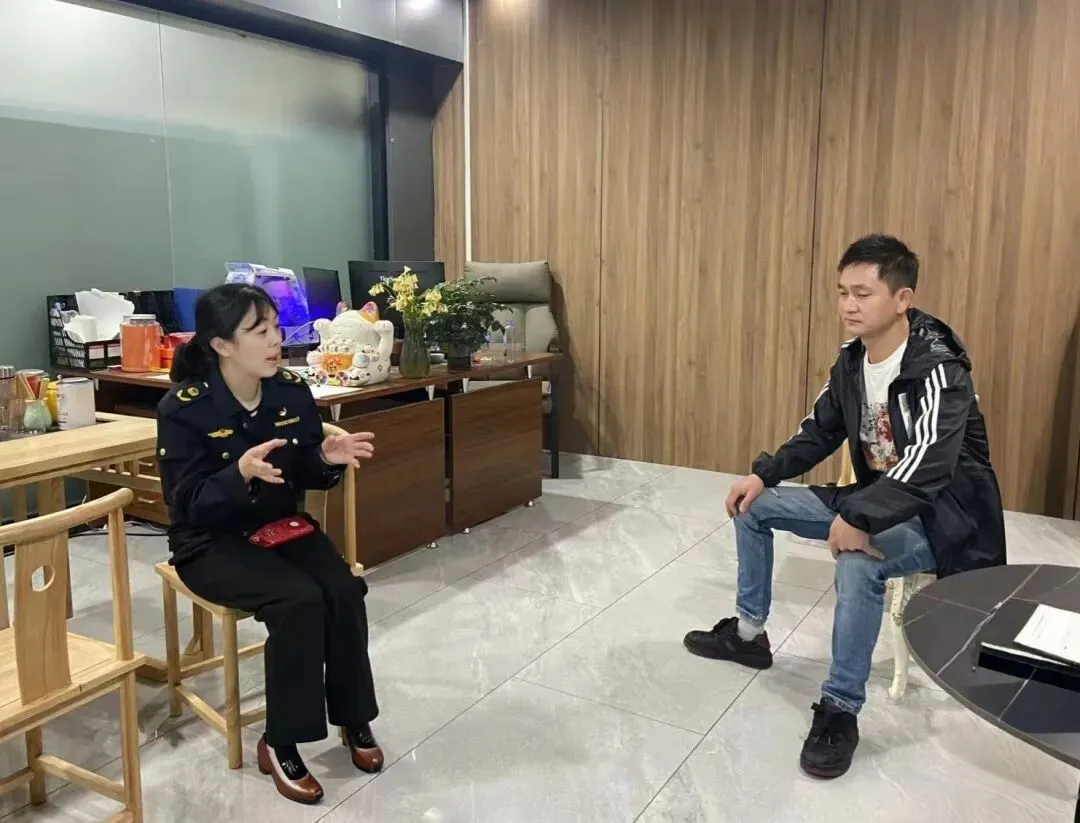 区市场监管局开展网络餐饮食品安全整治督导工作