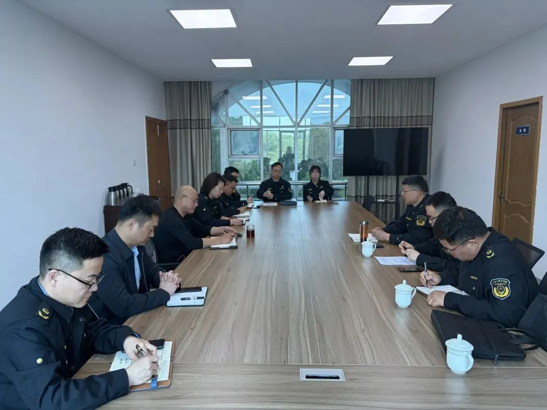 区市场监管局开展网络餐饮食品安全整治督导工作